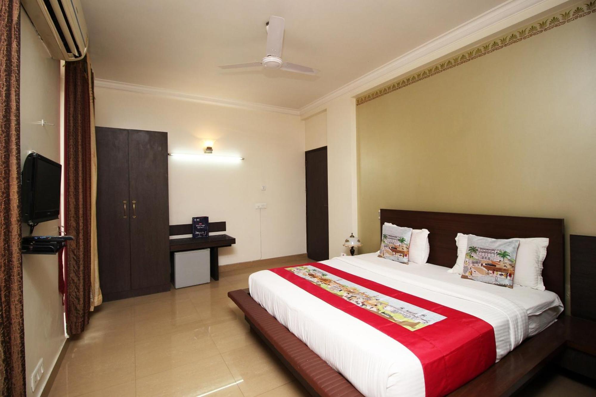 Hotel Super Collection O Sakshi Gurgaon Exterior foto